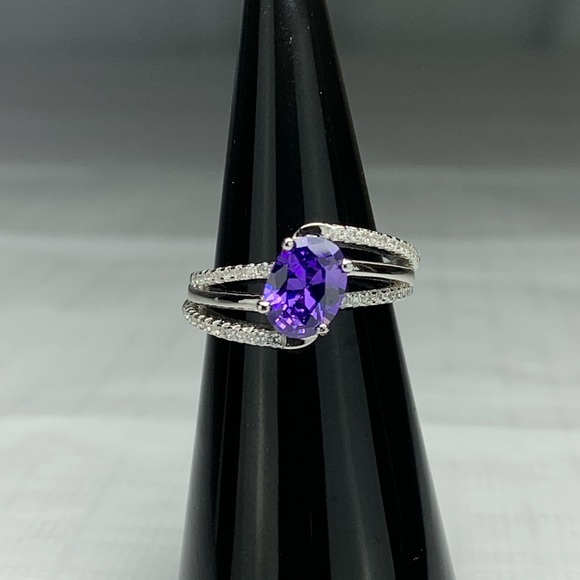 Jewelry - Sterling Silver Tilted Oval Amethyst CZ Ring Size 4.5